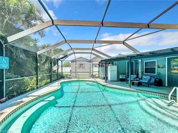 3324 SE 22nd Pl, Cape Coral, FL 33904