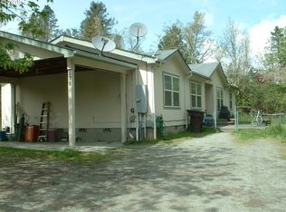 761 NE Johnson St, Myrtle creek, OR 97457