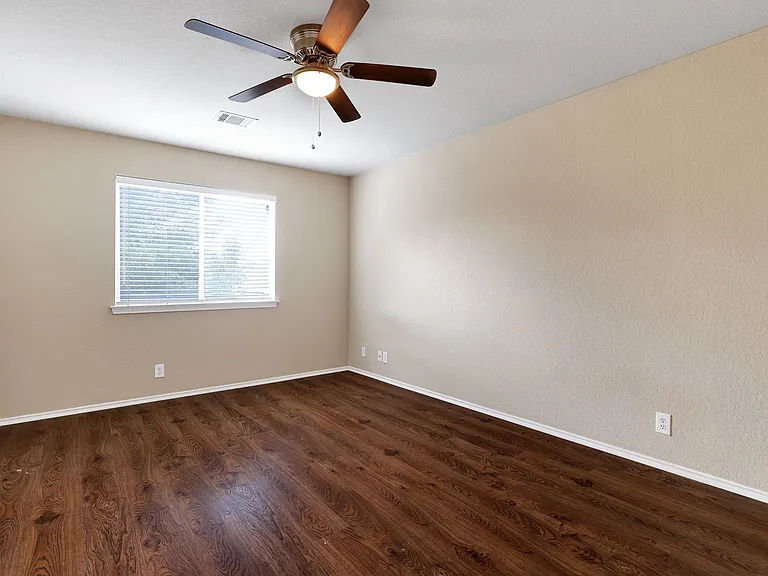 9610 Discovery Dr — Photo 15