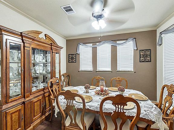 4th image of 10906 Menaggio Ct