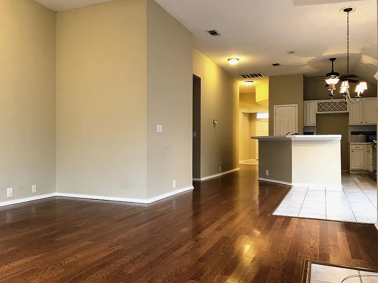 4712 Bull Run Dr — Photo 8