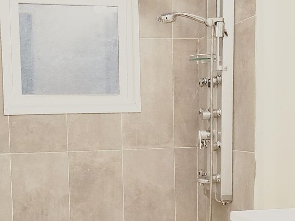 Spa like rain shower head