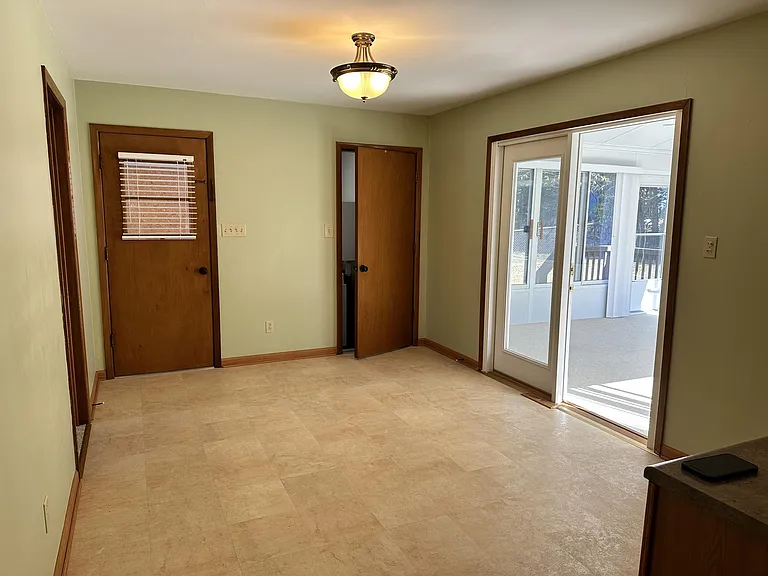 1760 Scenic Dr — Photo 4
