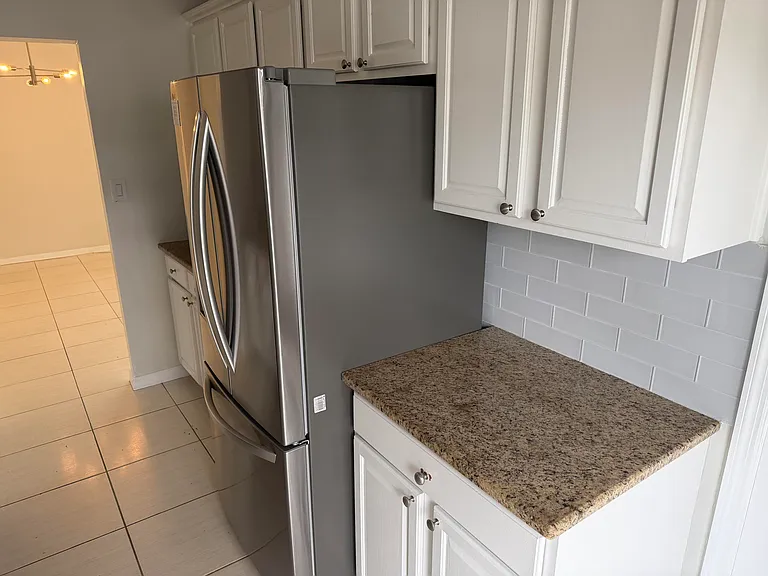 2051 NE 56th St #2 — Photo 8