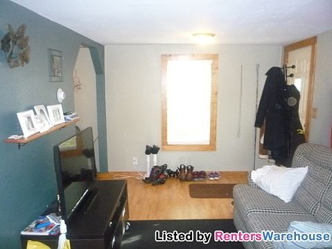 4th image of 343 4th Ave SW