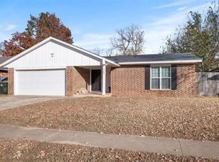 219 Willoway Dr, Norman, OK 73072