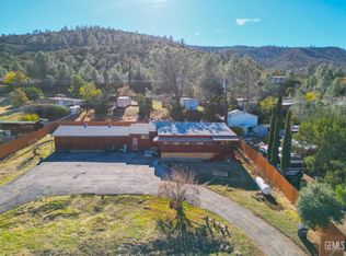 100 Park Way, Bodfish, CA 93205