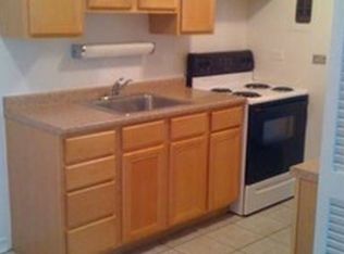 6021 N Winthrop Ave APT 208, Chicago, IL 60660
