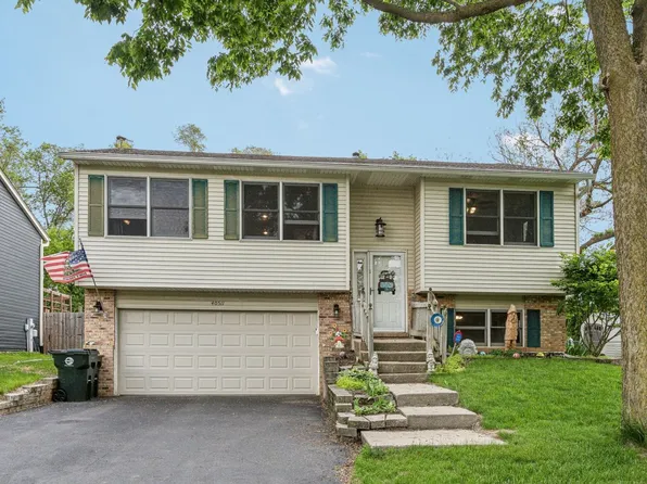 40511 N Minena St, Antioch, IL 60002