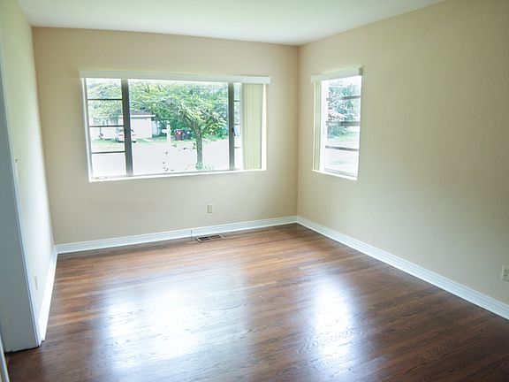 2nd image of 738 S Bumby Ave