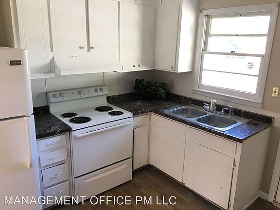 3rd image of 610 W 5th Ave APT 01