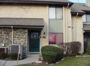 258 Hampshire Dr, Plainsboro, NJ 08536