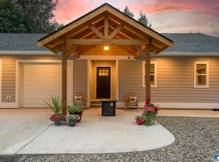 396 Garling Rd, Port Angeles, WA 98362