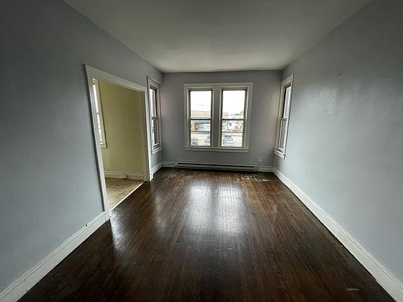 4th image of 30 Haddon Ave