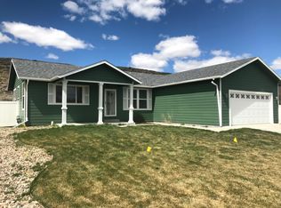 2458 Painted Horse Trl, Casper, WY 82604