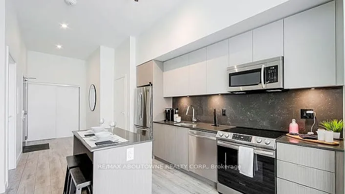2 bed, $4,025 — Photo 3