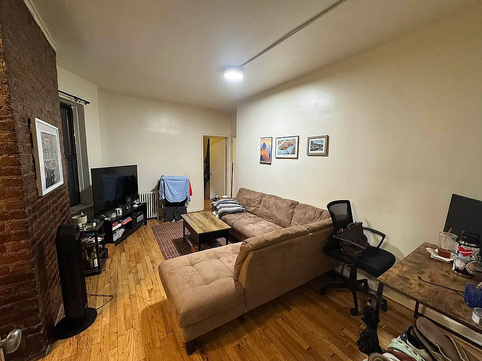 1st image of 220 E 29th St APT 2A