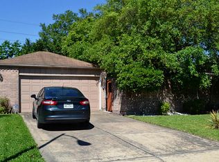 7406 Camino Verde Dr, Houston, TX 77083