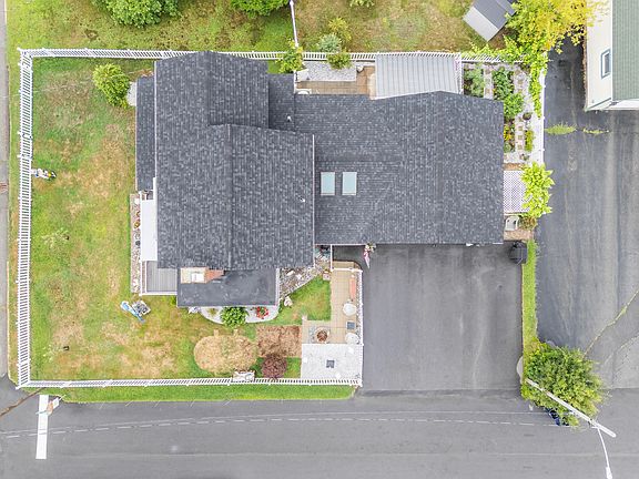 4th image of 180 Graham Street