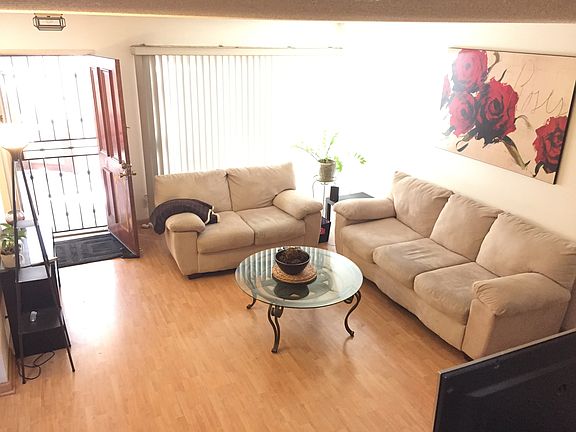 3rd image of 14348 Yukon Ave