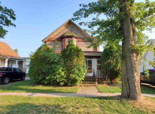 337 W Oak St, Butler, IN 46721