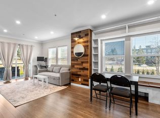 11580 223rd St #206, Maple Ridge, BC V2X 9H1