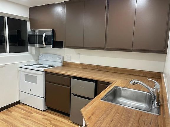 3rd image of 1511 E Fairhaven Ave #1
