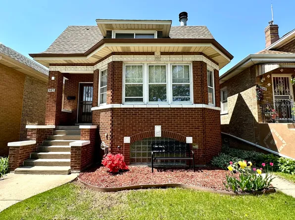 2742 N 76th Ct, Elmwood Park, IL 60707