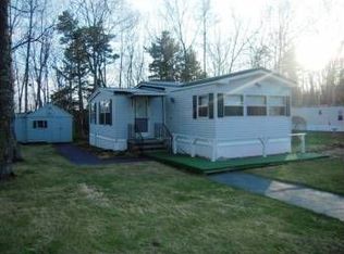 43 Leisure Dr, Alfred, ME 04002