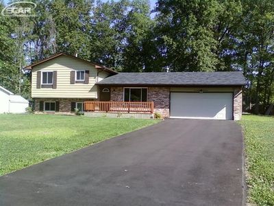 7243 Lebanon Trl, Davison, MI, 48423