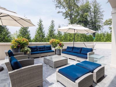 6000 Royal Court #6003, North Hills, NY, 11040