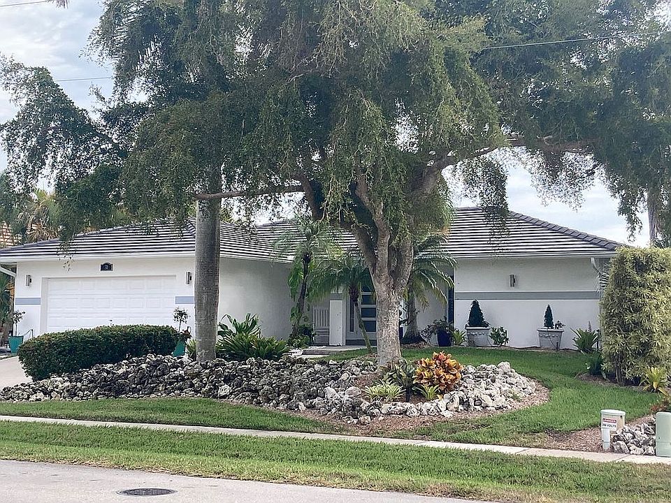 31 Hickory Ct