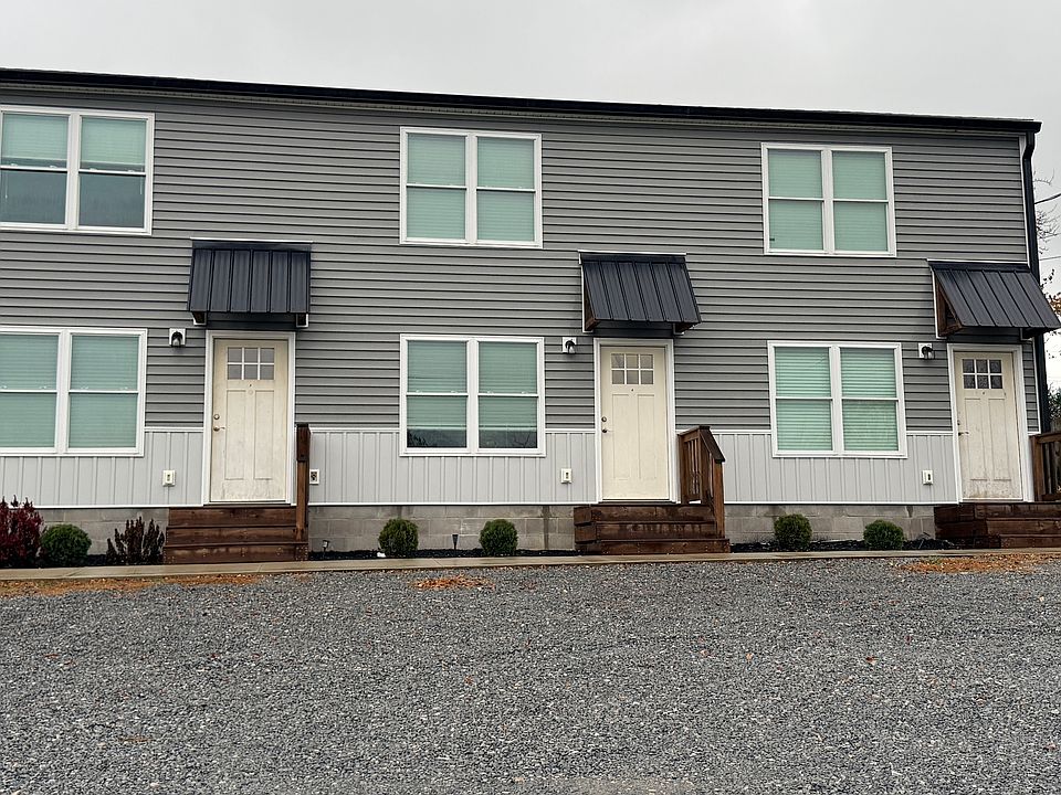 1st image of 604 Crescent Hill Dr #A