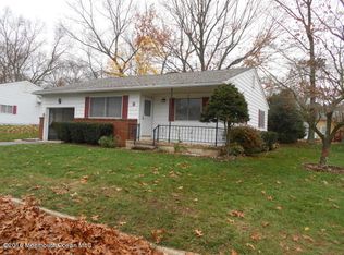 9 Maryland Ave, Whiting, NJ 08759