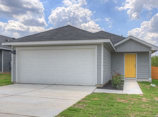 402 WILD GOOSE DR, Luling, TX 78648