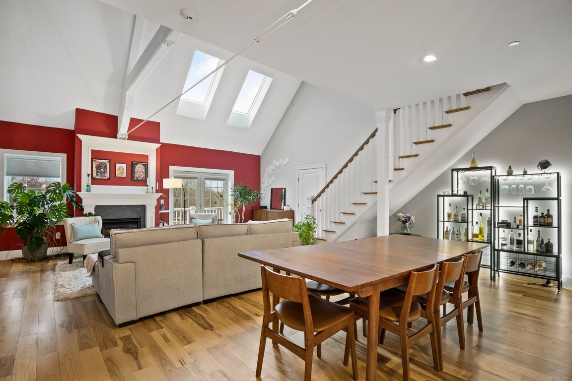 205 Elm St 5, Braintree, MA 24