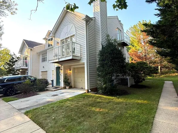13703 Creola Ct #179, Germantown, MD 20874
