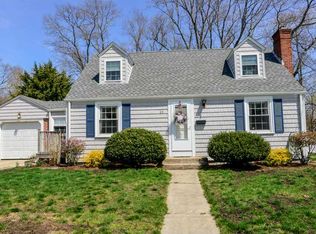 83 Parkway Dr, Warwick, RI 02886