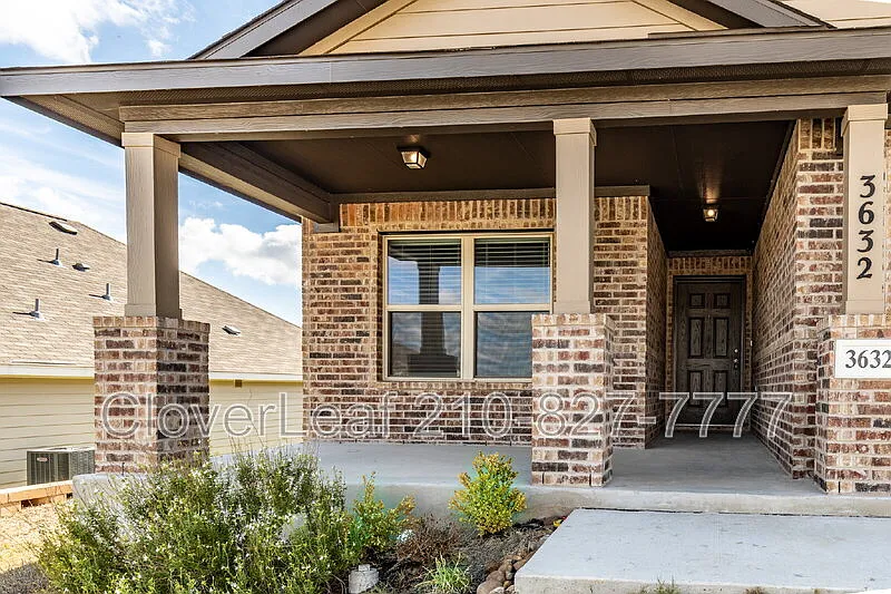 3 bed, 2.5 bath, 1900 sqft, $1,997 — Photo 4