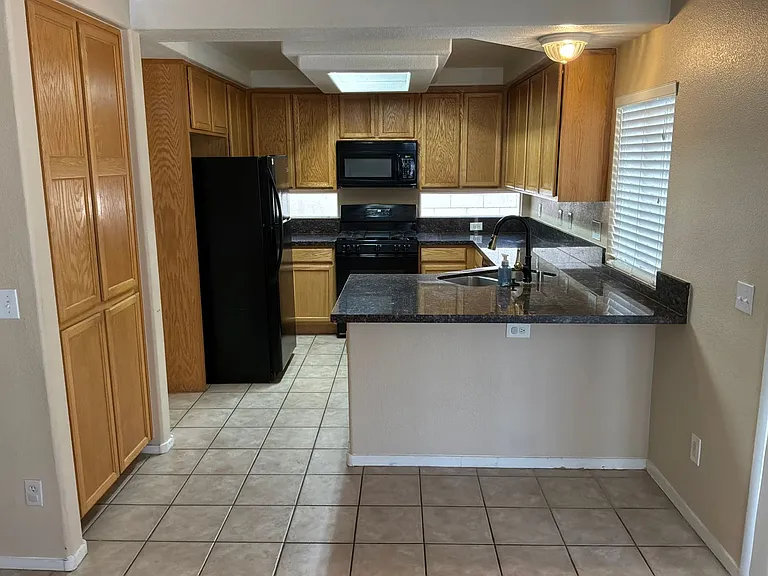 10115 Lemon Thyme St — Photo 42
