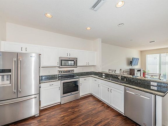 5th image of 6570 Marlberry Way