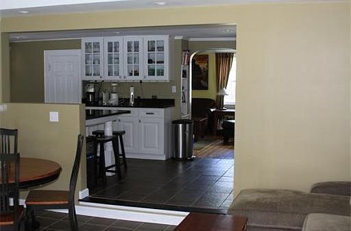 5th image of 70 Kingman St