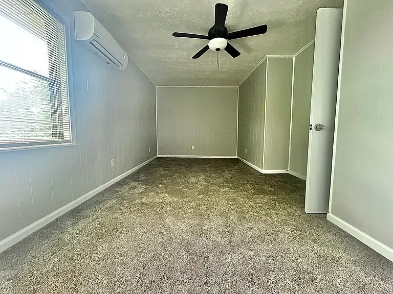 310 Watauga Dr #8 — Photo 9