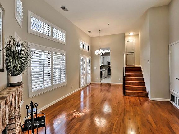 4th image of 3484 Smoketree Commons Dr