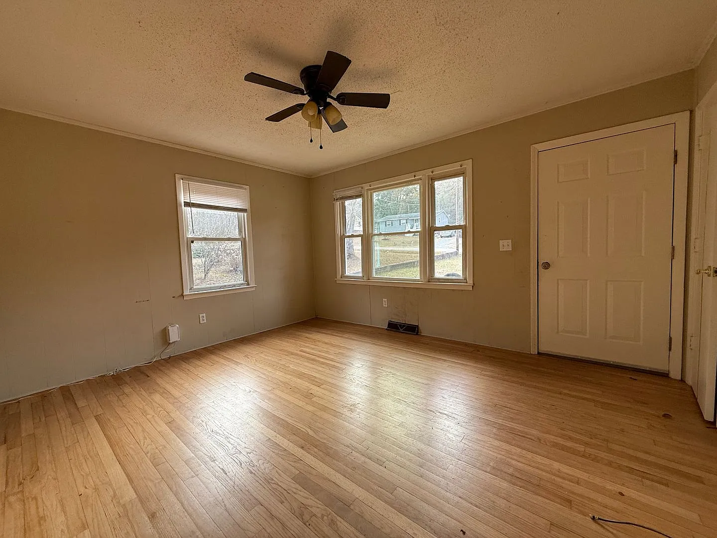 3 Bedroom/1 Bath home for rent — Photo 4