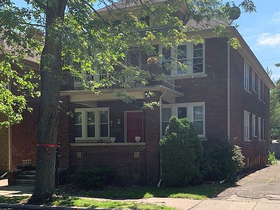 2nd image of 837 Beaconsfield Ave APT 2S