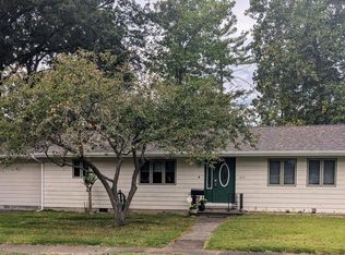 602 S Binkley St, West Frankfort, IL 62896