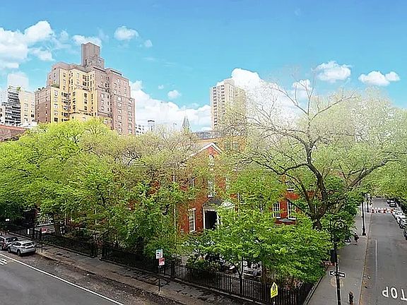 2nd image of 230 E 15th St #4AB