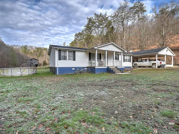 1223 McDowell Branch Ln, Fort Blackmore, VA 24250