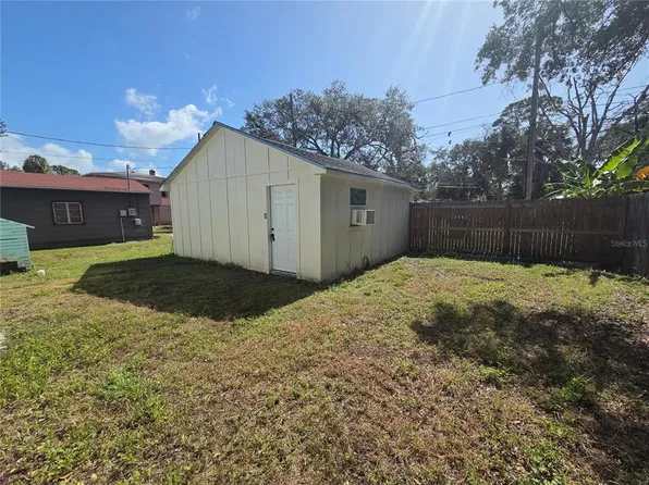 658 23rd Ave S #3, Saint Petersburg, FL 33705